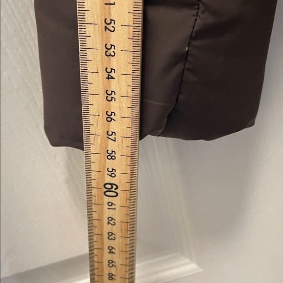 Aritzia - TNA - Bear Paw Classic Cropped Puffer Jacket Dark Brown S - Picture 9 of 12